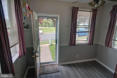 1152 Elm Rd, Halethorpe, MD 21227 - photo 5