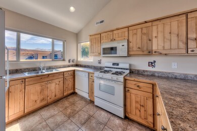 3686 S Spanish Valley Dr unit O1, Moab, UT 84532 - photo 6