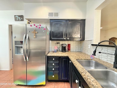 8110 E Rivenoak Cir, Tucson, AZ 85715 - photo 6