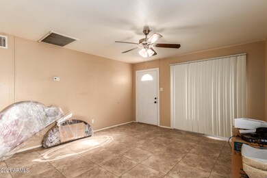 7720 W Mitchell Dr, Phoenix, AZ 85033 - photo 6