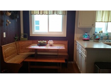 853 N Anderson St, Elwood, IN 46036 - photo 5