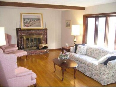 22 Pond View Dr, Acton, MA 01720 - photo 2