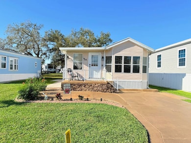 27 Lancer Dr, Nokomis, FL 34275 - photo 4