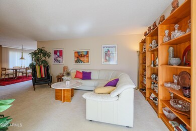 17819 N Lindgren Ave, Sun City, AZ 85373 - photo 3