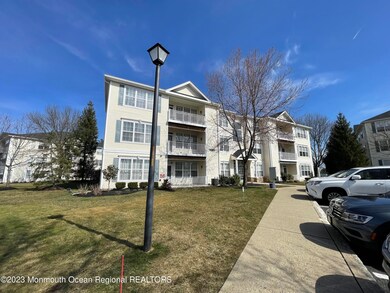 340 Saint Andrews Place unit 2914, Manalapan, NJ 07726 - photo 2