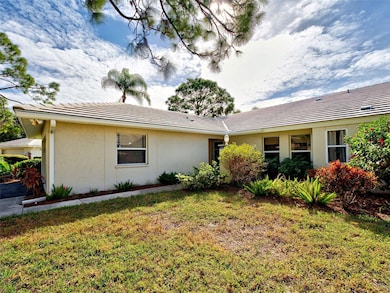 166 Southampton Place S unit 348, Venice, FL 34293 - photo 3