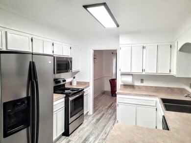 4588 Swan Dr, Evans, GA 30809 - photo 6