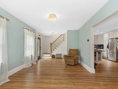33 Hemingway St, Winchester, MA 01890 - photo 5
