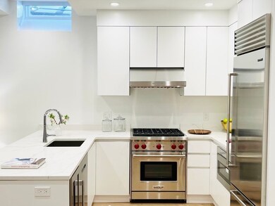 112 Myrtle St unit g, Boston, MA 02114 - photo 4