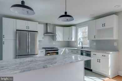 824 Chesapeake Ave, Annapolis, MD 21403 - photo 4