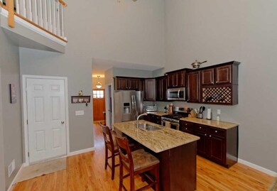28 Guiliana Cir, Troy, NY 12180 - photo 4