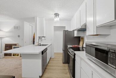 South Shore Beach and Tennis Club Condominium unit 200, Alameda, CA 94501 - photo 7