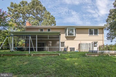 23054 Town Creek Dr, Lexington Park, MD 20653 - photo 2