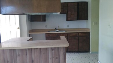 547 Riverview Cir, El Paso, TX 79915 - photo 5