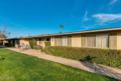 10957 W Santa fe Dr, Sun City, AZ 85351 - photo 3