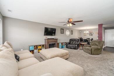 1921 Tawny Ct, Joliet, IL 60435 - photo 5