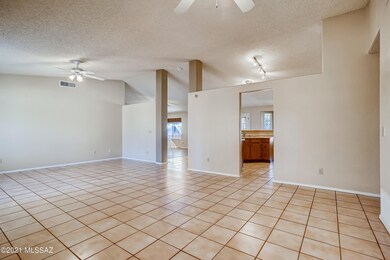 12 Dining Room