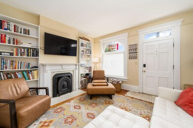 004_ea16469_Y E Willow St-003