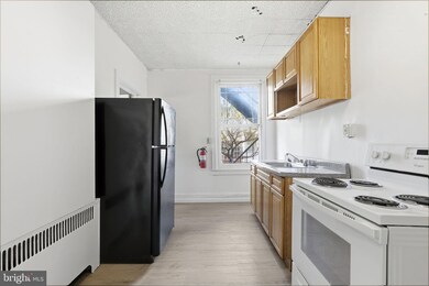 37 E Stratford Ave, Lansdowne, PA 19050 - photo 2