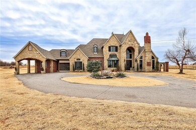 Circle Drive - 2 Car Garage and Single Car Garage