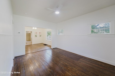 4820 S 5th St-5