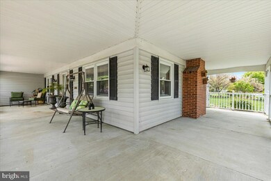 12515 Millstream Dr, Bowie, MD 20715 - photo 6