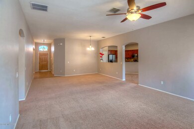 19 Living Room photo b