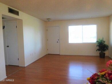14030 N Thunderbird Blvd, Sun City, AZ 85351 - photo 4