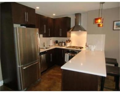64-66 Salem St unit 3R, Boston, MA 02113 - photo 2