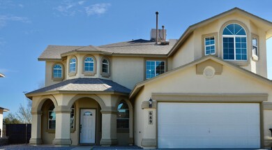 689 Desert Ash Dr, Horizon City, TX 79928 - photo 3