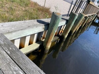 17 W Susquehanna Dr, Little Egg Harbor Township, NJ 08087 - photo 3