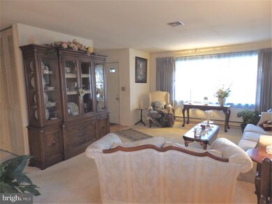 47 Dorchester Dr, Southampton, NJ 08088 - photo 3