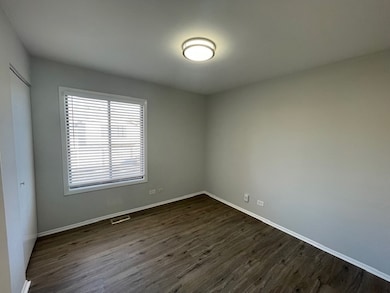 933 Monroe Ct unit 5, Vernon Hills, IL 60061 - photo 6