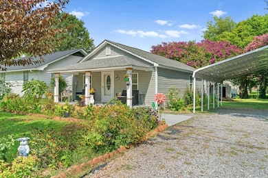 928 Avenue C, Dalton, GA 30721 - photo 2