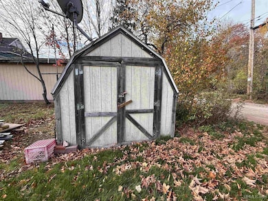 426 W Empire St, Ishpeming, MI 49849 - photo 5