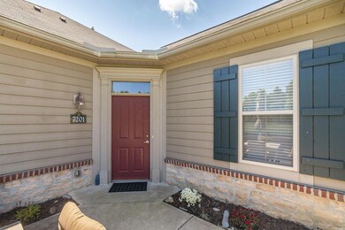7201 Falls view circle 30