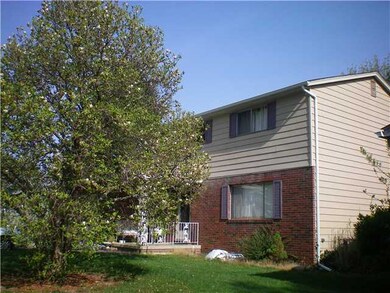 2002 Cannington Ct, Columbus, OH 43229 - photo 2