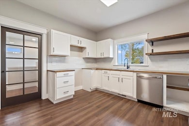 210 Golden Gate Ave E, Wilder, ID 83676 - photo 6