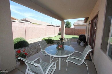 Full Patio Across the Back