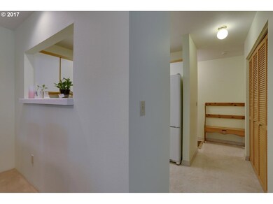 20120 Larkspur Ln unit 84, West Linn, OR 97068 - photo 6