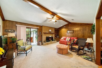 1212 N Miller Dr, Claremore, OK 74017 - photo 5