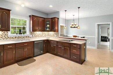 LARGE KITCHEN HAS DOUBLE OVEN, SEPARATE COOK TOP, 