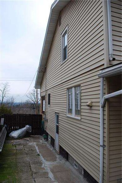 Side Patio