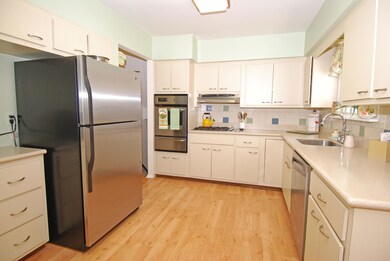 142 Riveredge Rd, Tinton Falls, NJ 07724 - photo 2