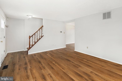 19307 Midridge Rd, Germantown, MD 20876 - photo 4