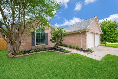 17926 Calm Brook Ct, Houston, TX 77095 - photo 4