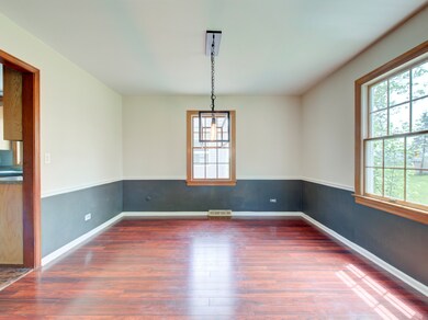 948 Orchard Ct, Batavia, IL 60510 - photo 4