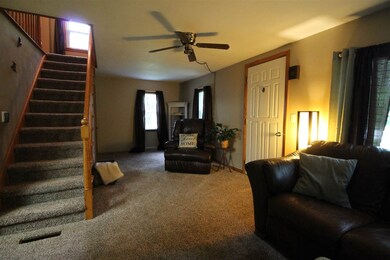 4228 S County Road D, Janesville, WI 53548 - photo 4