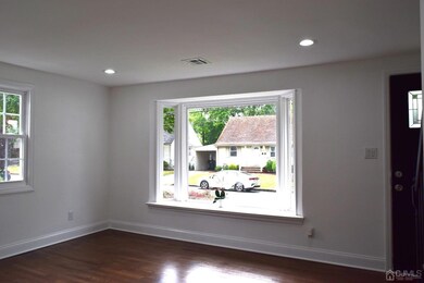 42 W Cliff Rd, Colonia, NJ 07067 - photo 4