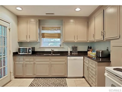 1821 Junaluska Ct, Richmond, VA 23225 - photo 6